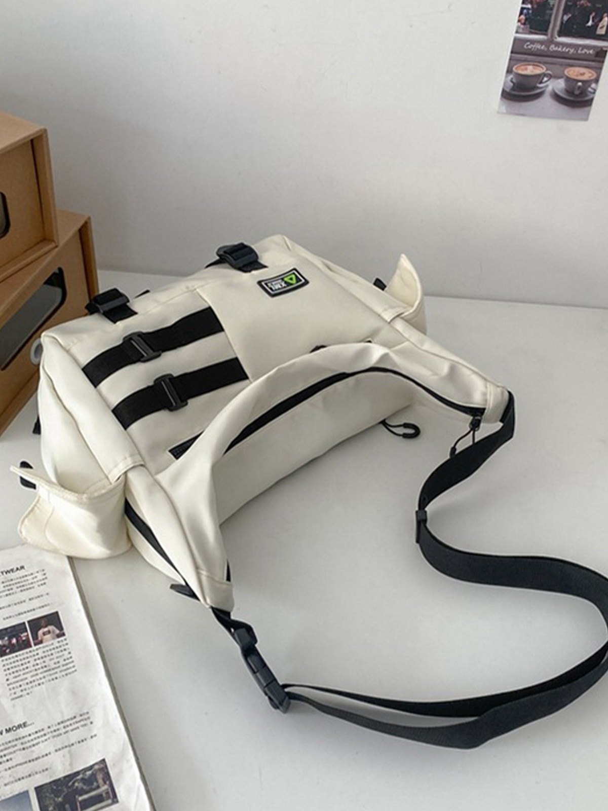 Bolso bandolera grande de nailon con correa con hebilla-2